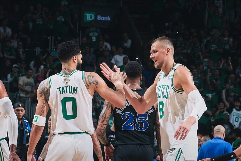 Kristaps Porzingis Celtics Mavericks