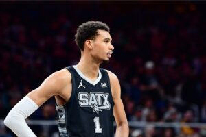 Lonzo Ball Victor Wembanyama