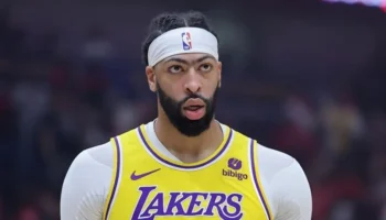 Anthony Davis jogadores Lakers troca