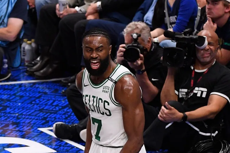 MVP Jaylen Brown seleção