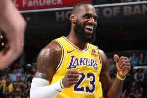 LeBron James Klay Thompson