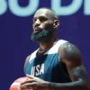 jogador lebron james nba