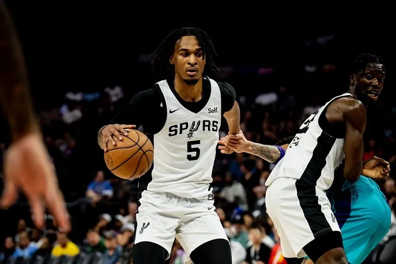 Spurs Stephon Castle Summer League