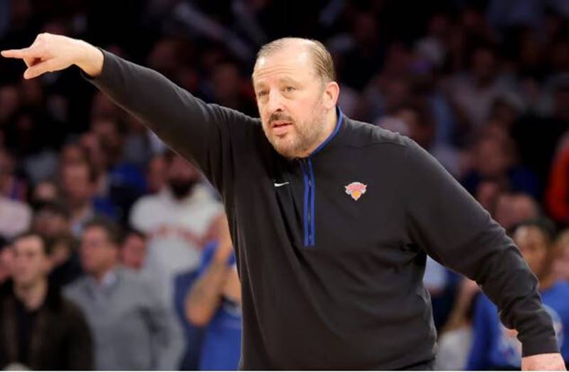 Knicks técnico Tom Thibodeau