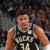 Giannis Antetokounmpo Warriors Pierce