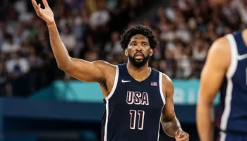 Joel Embiid torcida França