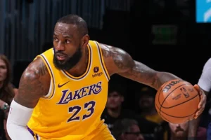 Los Angeles Lakers salários elenco