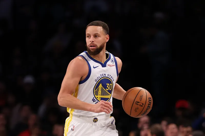 Stephen Curry recorde extensão Warriors