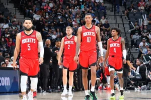 Rockets elenco NBA dono