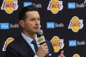 Magic Johnson JJ Redick Lakers