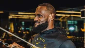 LeBron James carreira NBA