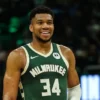 giannis antetokounmpo jogador nba