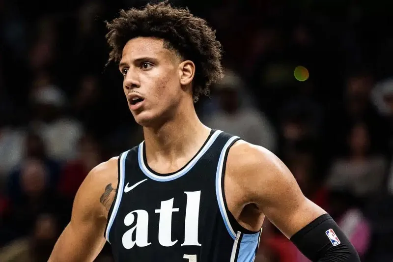 Hawks Jalen Johnson contrato