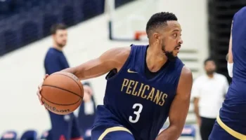 cj mccollum reserva pelicans