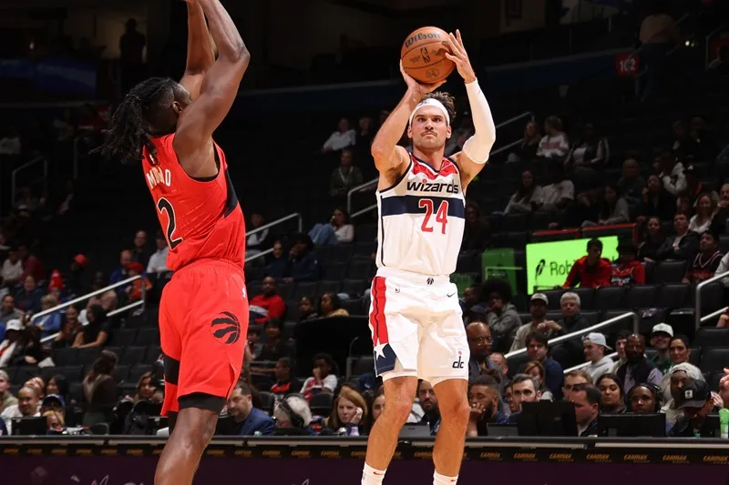 Corey Kispert contrato Wizards