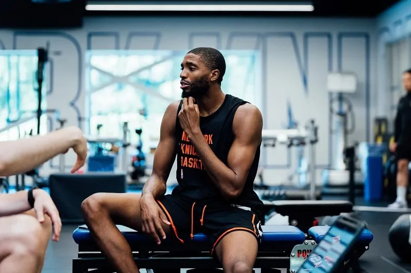 mikal bridges contrato knicks