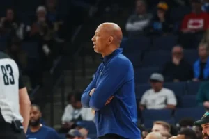 NBA técnico Suns Pistons