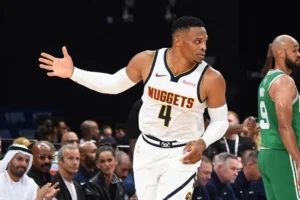 russell westbrook nuggets técnico