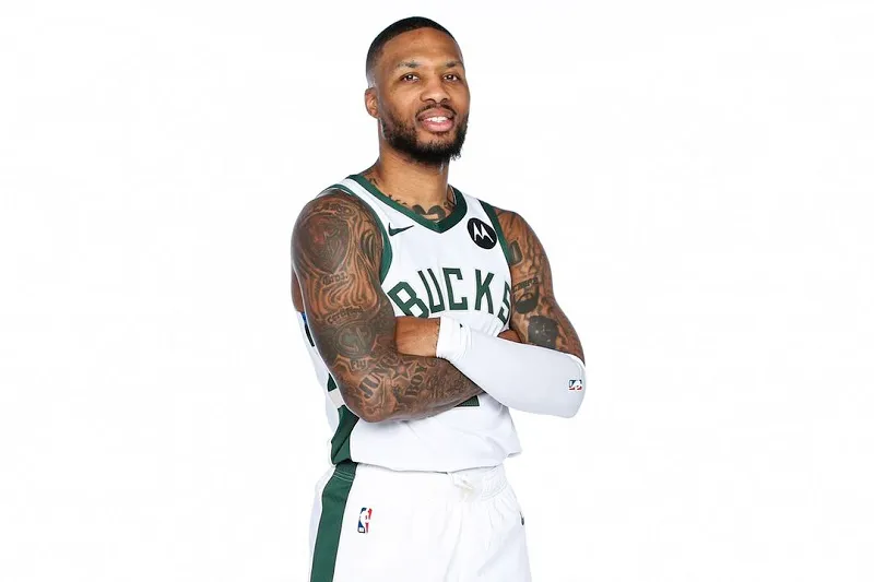 damian lillard temporada bucks