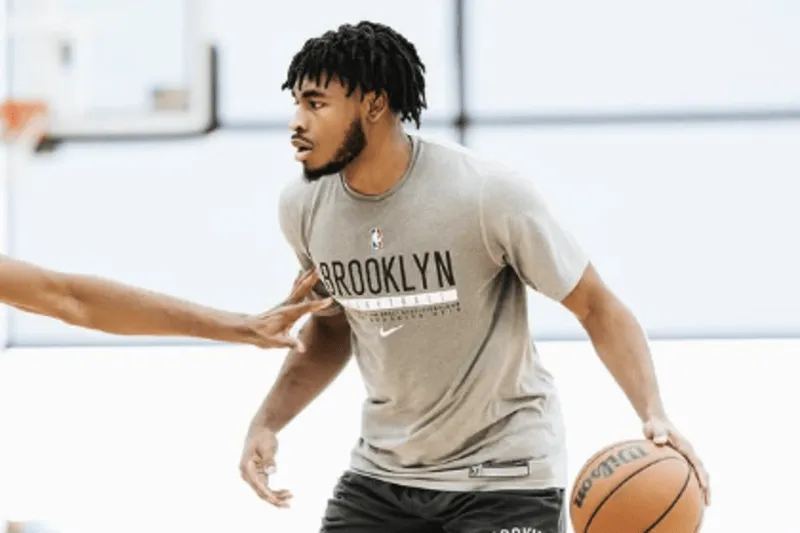 Bucks troca jogadores Nets