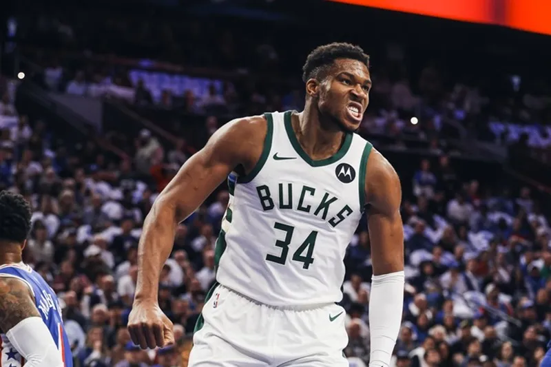 giannis antetokounmpo troca nba