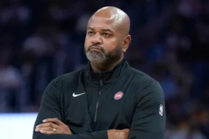 Técnico Pistons arbitragem Bucks