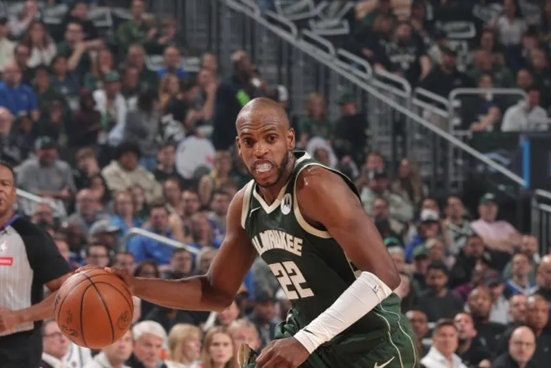 NBA Khris Middleton Bucks