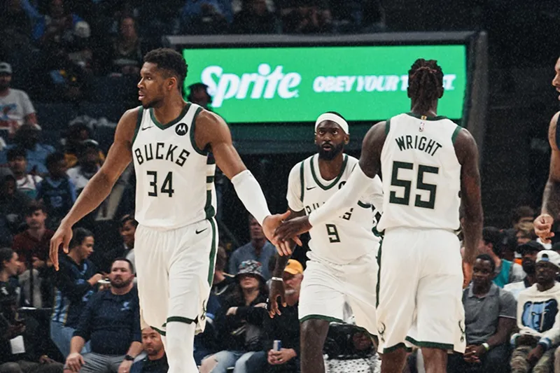 Bucks Raptors Pistons NBA