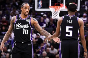 De'Aaron Fox DeMar DeRozan