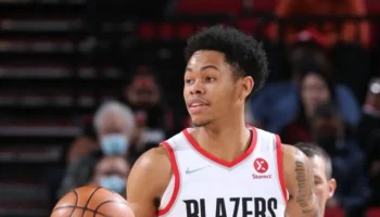 Anfernee Simons troca Blazers