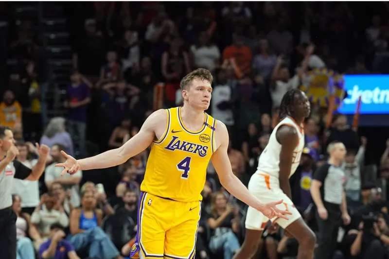 calouro Lakers jogadores Grizzlies