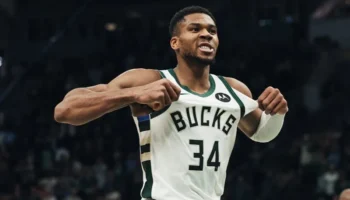 Brooklyn Nets Giannis Antetokounmpo