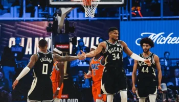 Giannis Antetokounmpo Bucks Thunder