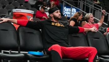rumores troca jogador hawks