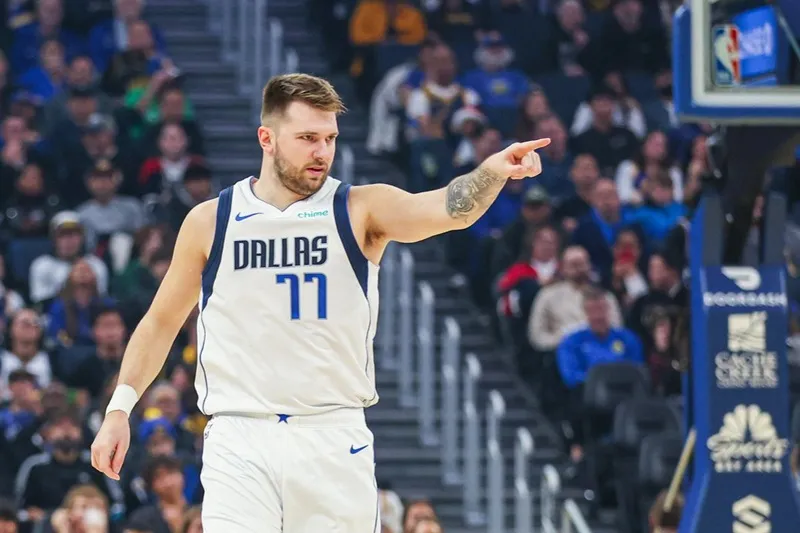 Luka Doncic Mavericks Warriors