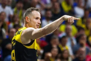 marcelinho huertas basquete europeu