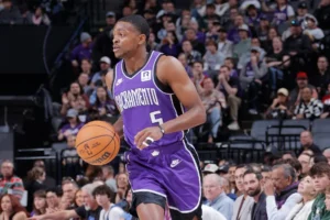 Lakers Heat De'Aaron Fox