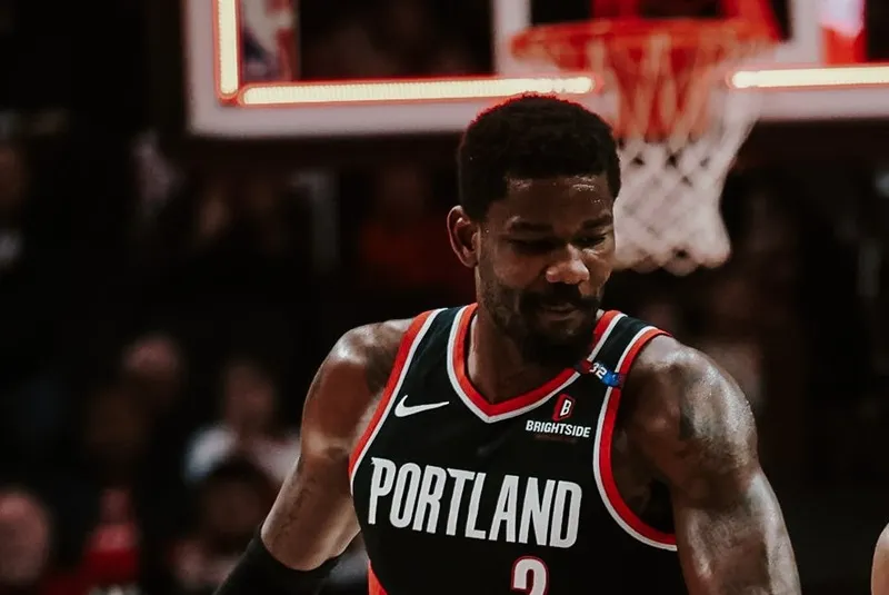 NBA Deandre Ayton Blazers