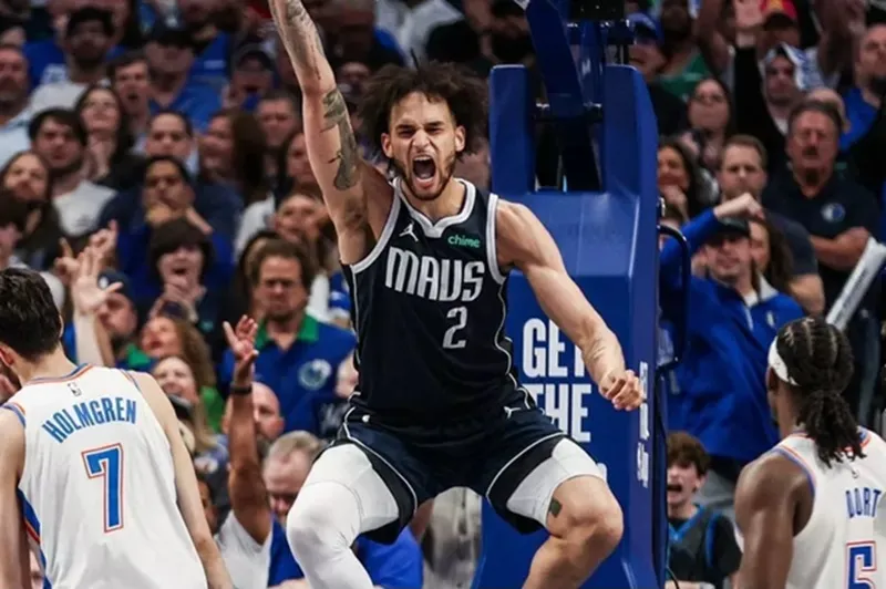 pivô Mavericks troca NBA