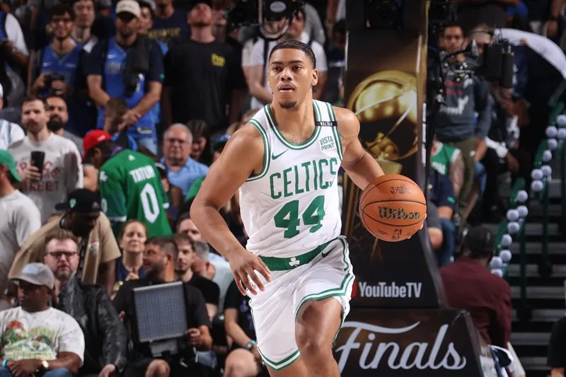 Celtics jogador troca NBA