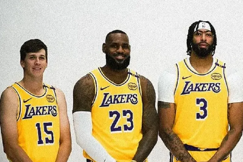 lakers nba trocas jogadores