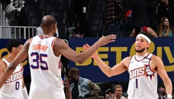 jogador Suns ataque NBA