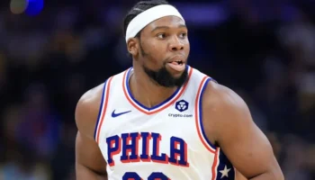 pivô 76ers troca Celtics
