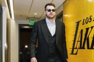 NBA troca Luka Doncic