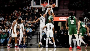 Giannis Antetokounmpo Chris Paul