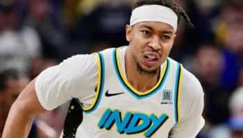 jogadores Mavericks reforço pivô