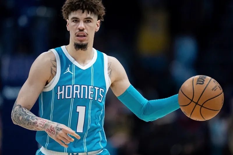 lamelo hornets história nba