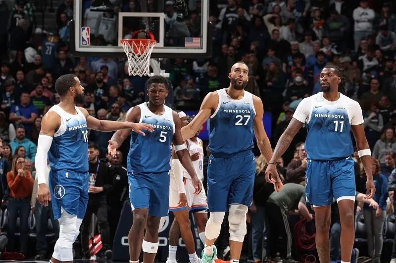 Timberwolves troca lenda NBA