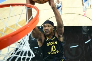 Jimmy Butler troca Suns