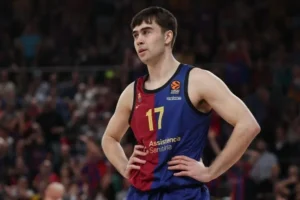 Spurs armador Barcelona reforço